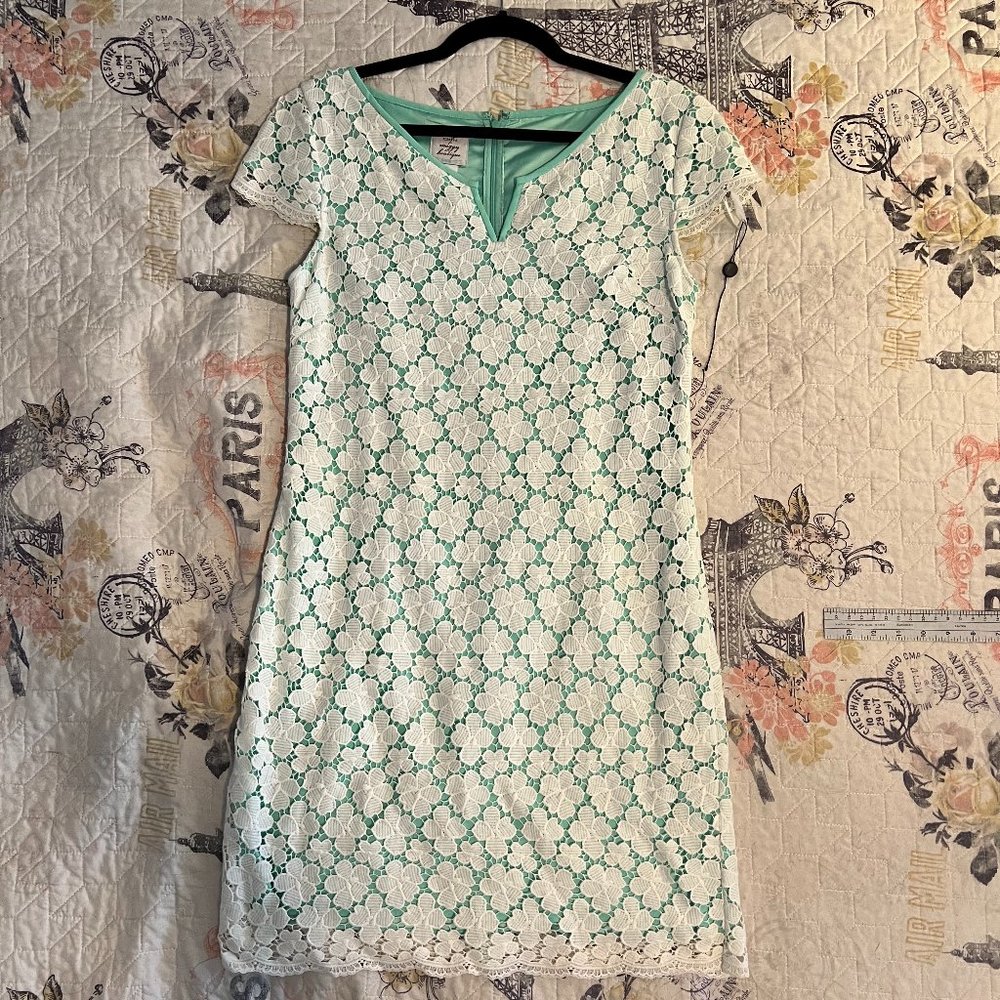 Sue Chen for Maggy White Lace Dress with Mint Green Lining - Size 10 - NWOT